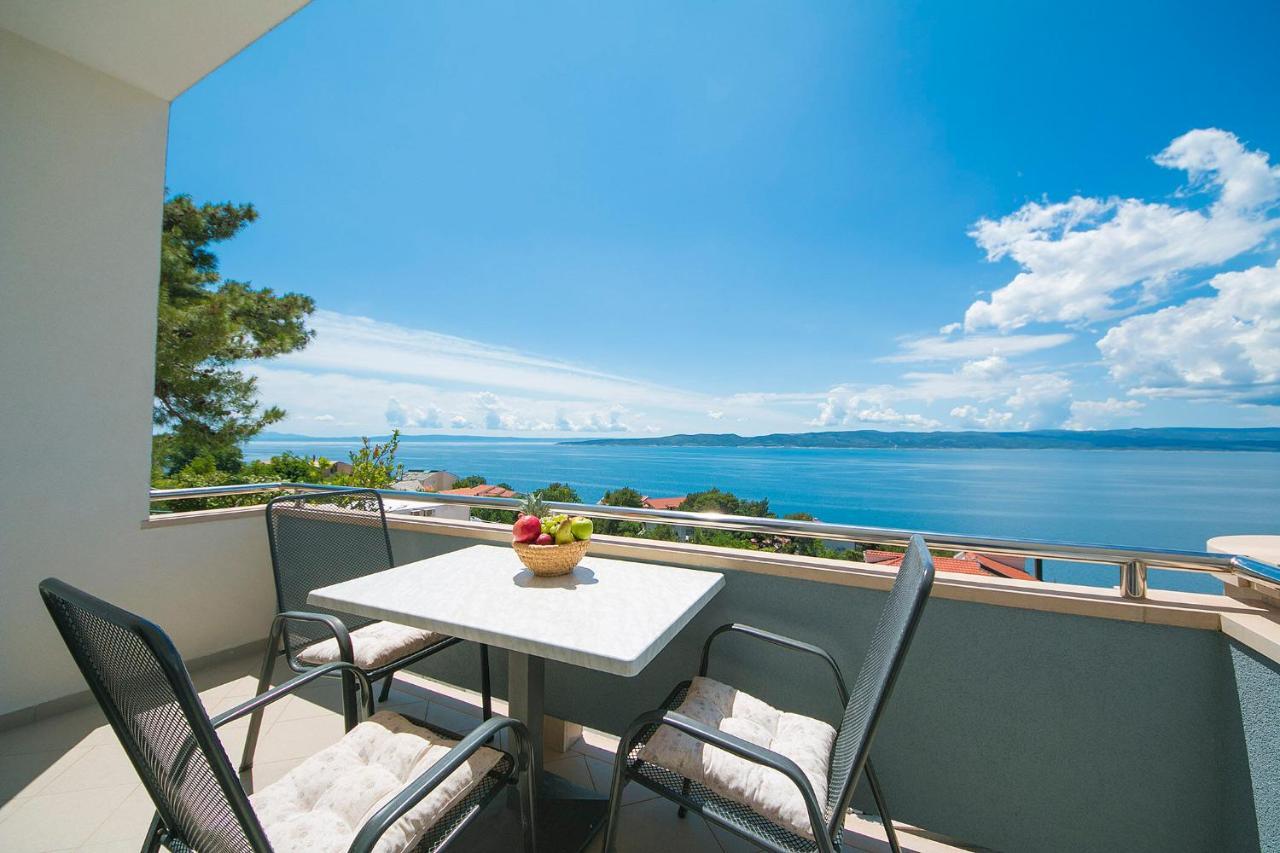 Apartments Vila Nadalina Delux Brela Zewnętrze zdjęcie