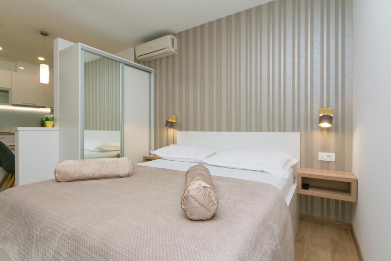 Apartments Vila Nadalina Delux Brela Zewnętrze zdjęcie