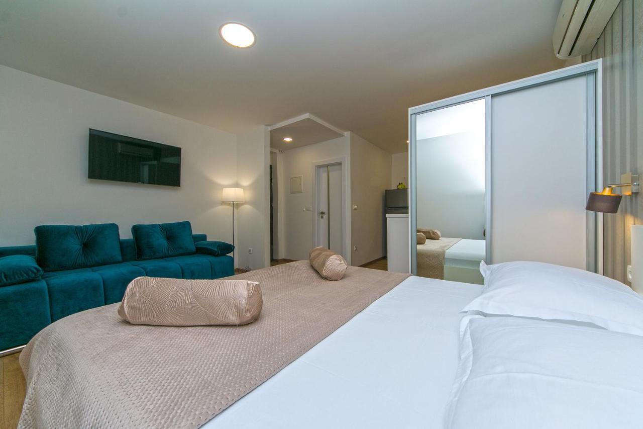 Apartments Vila Nadalina Delux Brela Zewnętrze zdjęcie