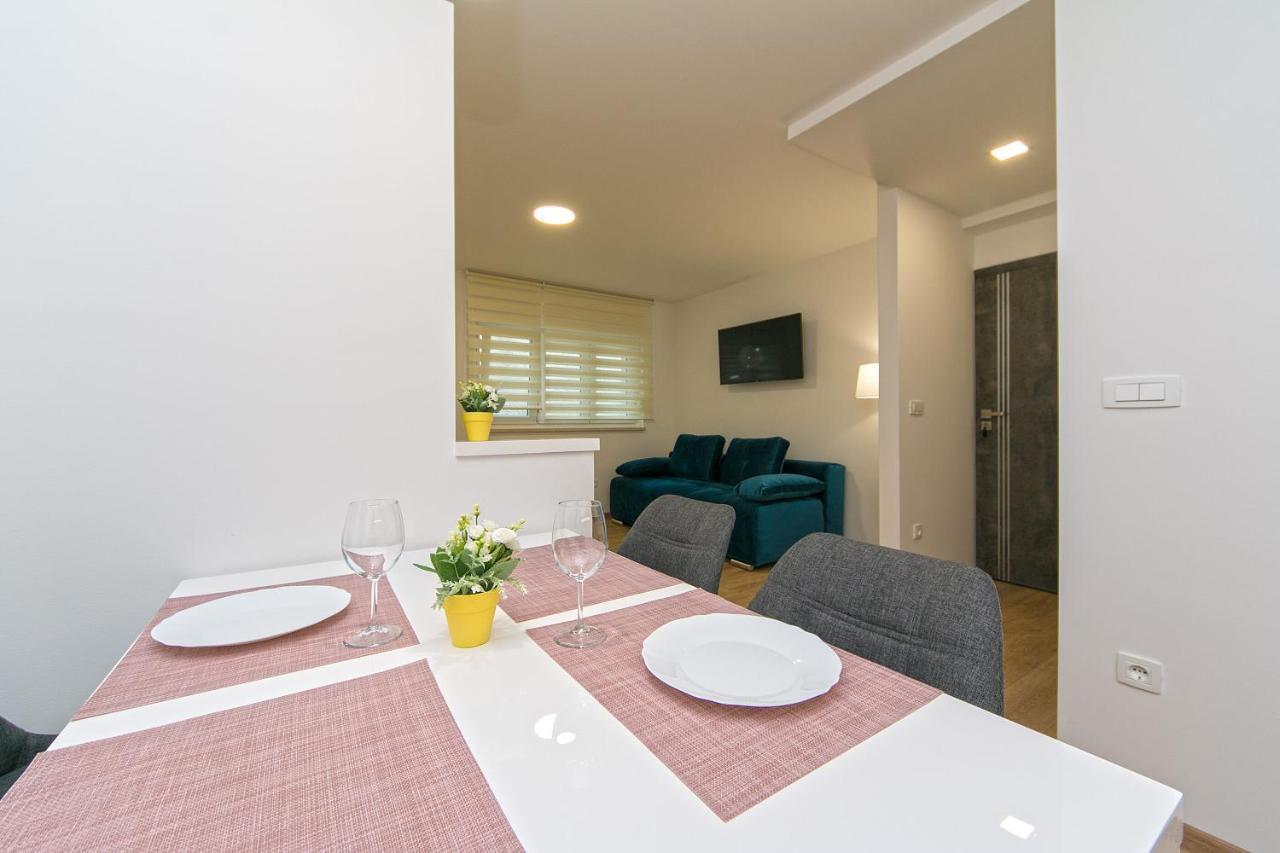 Apartments Vila Nadalina Delux Brela Zewnętrze zdjęcie