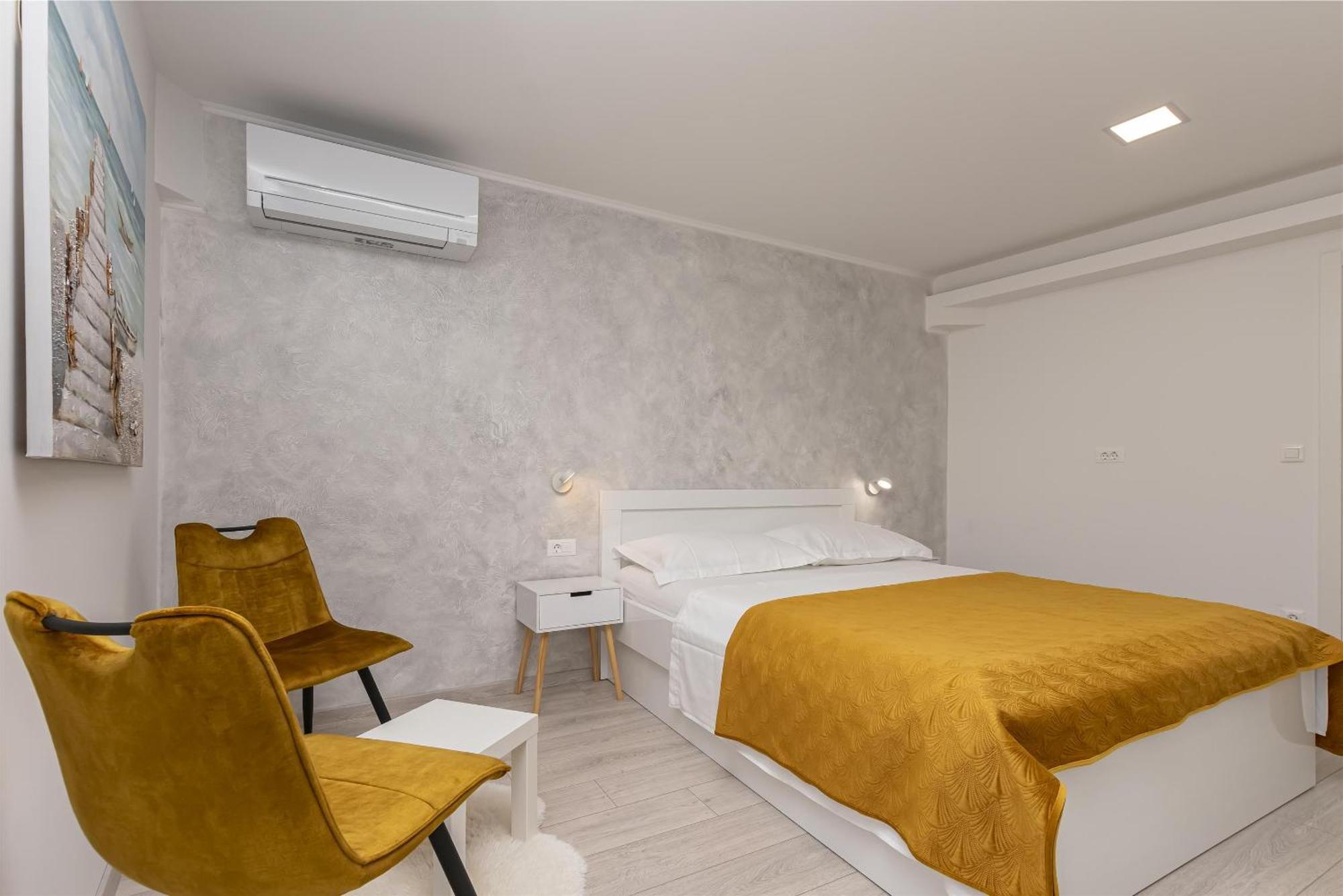 Apartments Vila Nadalina Delux Brela Zewnętrze zdjęcie